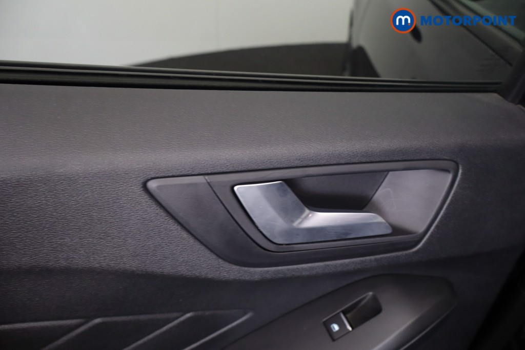 Ford Focus St-Line X Edition Manual Petrol Hatchback - Stock Number (1634794) - 27th supplementary image