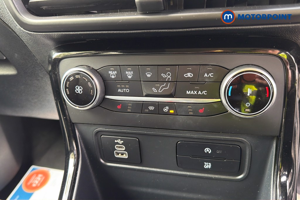 Ford Ecosport Active Manual Petrol SUV - Stock Number (1635035) - 12th supplementary image