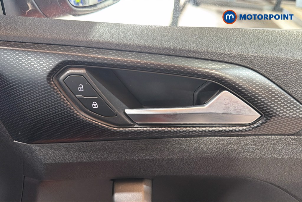 Volkswagen T-Cross SE Manual Petrol SUV - Stock Number (1635125) - 42nd supplementary image