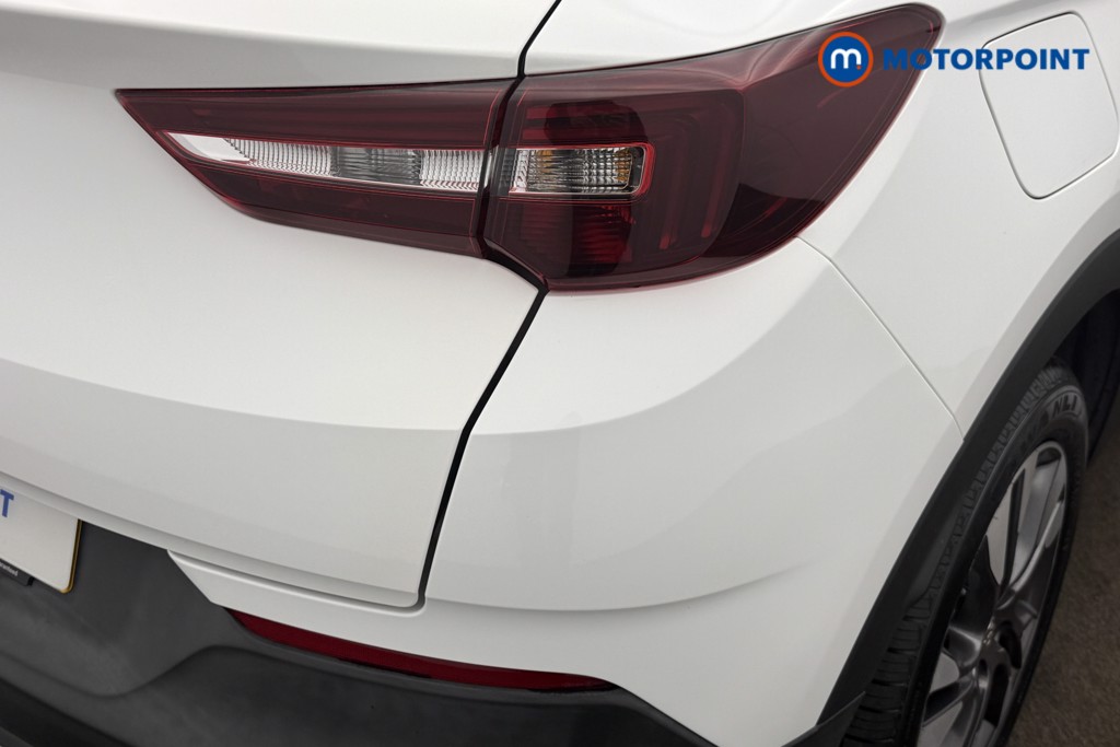 Vauxhall Grandland X Sport Nav Manual Petrol SUV - Stock Number (1636229) - 8th supplementary image