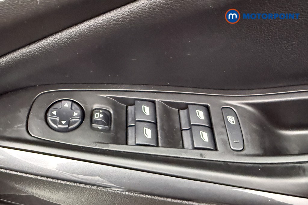 Vauxhall Grandland X Sport Nav Manual Petrol SUV - Stock Number (1636229) - 21st supplementary image