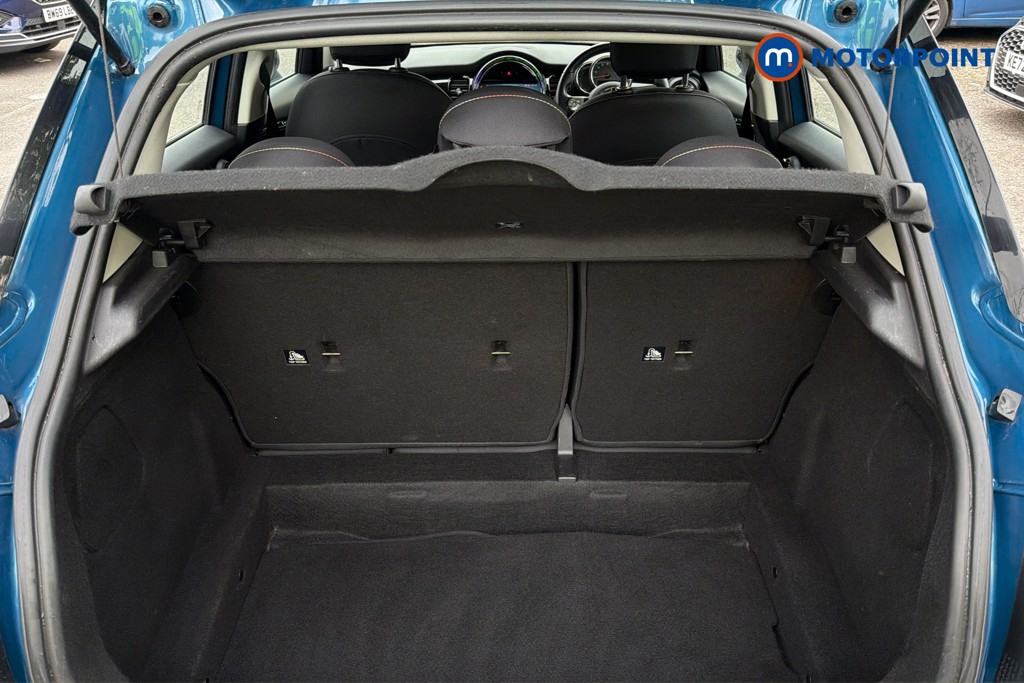 Mini Hatchback Cooper Classic Manual Petrol Hatchback - Stock Number (1636230) - 33rd supplementary image