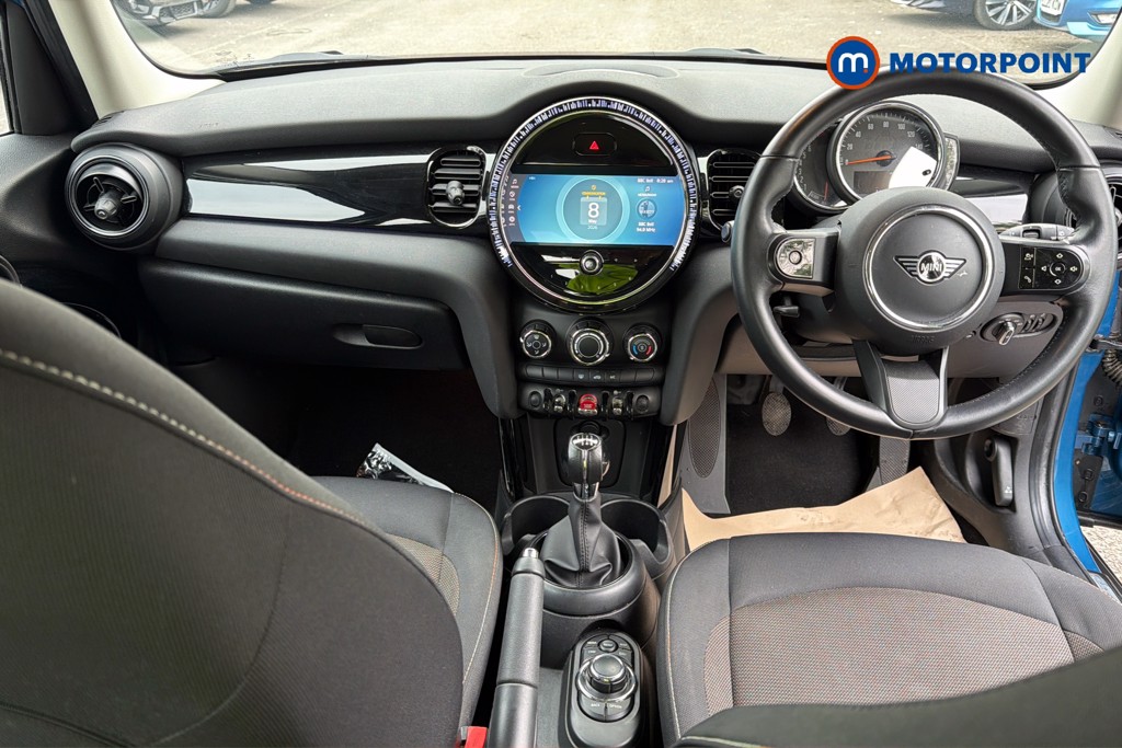 Mini Hatchback Cooper Classic Manual Petrol Hatchback - Stock Number (1636230) - 1st supplementary image