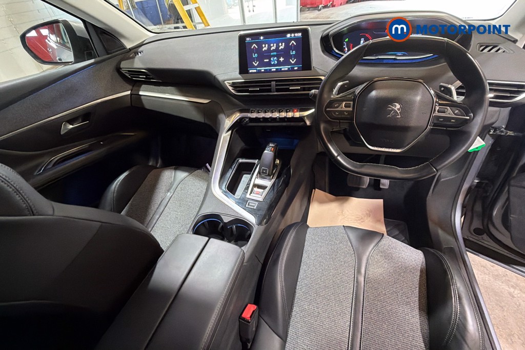 Peugeot 3008 Allure Automatic Petrol SUV - Stock Number (1637076) - 1st supplementary image