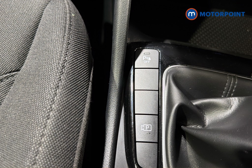 Hyundai Tucson Se Connect Manual Petrol SUV - Stock Number (1637863) - 14th supplementary image