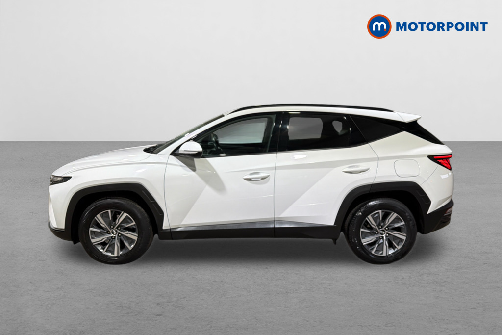 Hyundai Tucson Se Connect Manual Petrol SUV - Stock Number (1637863) - Passenger side