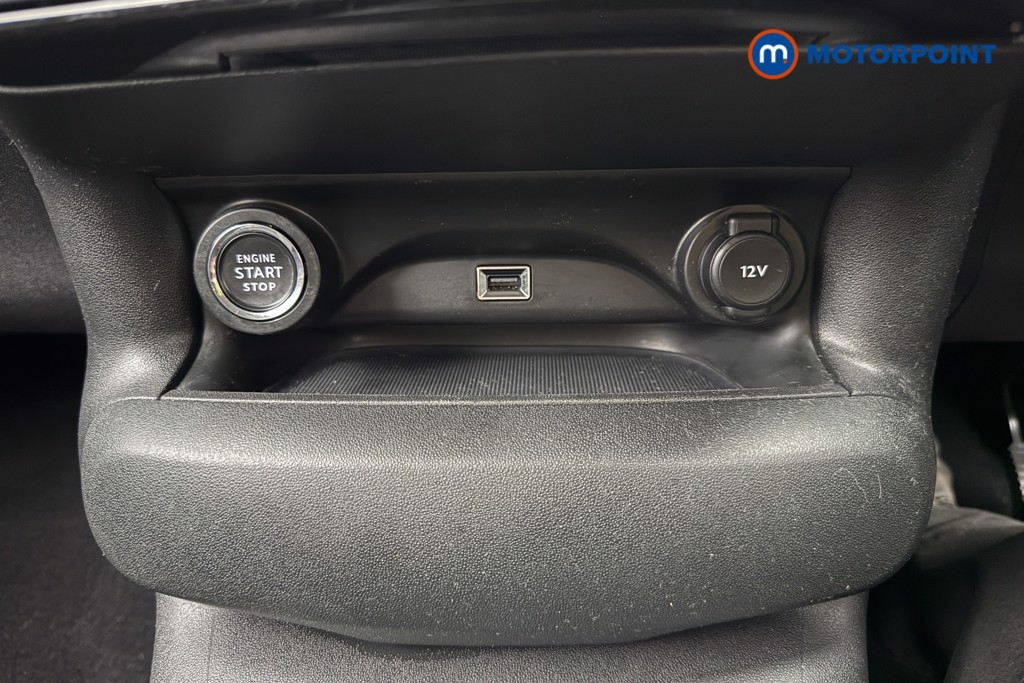 Citroen C4 Cactus Flair Manual Petrol SUV - Stock Number (1638661) - 13th supplementary image