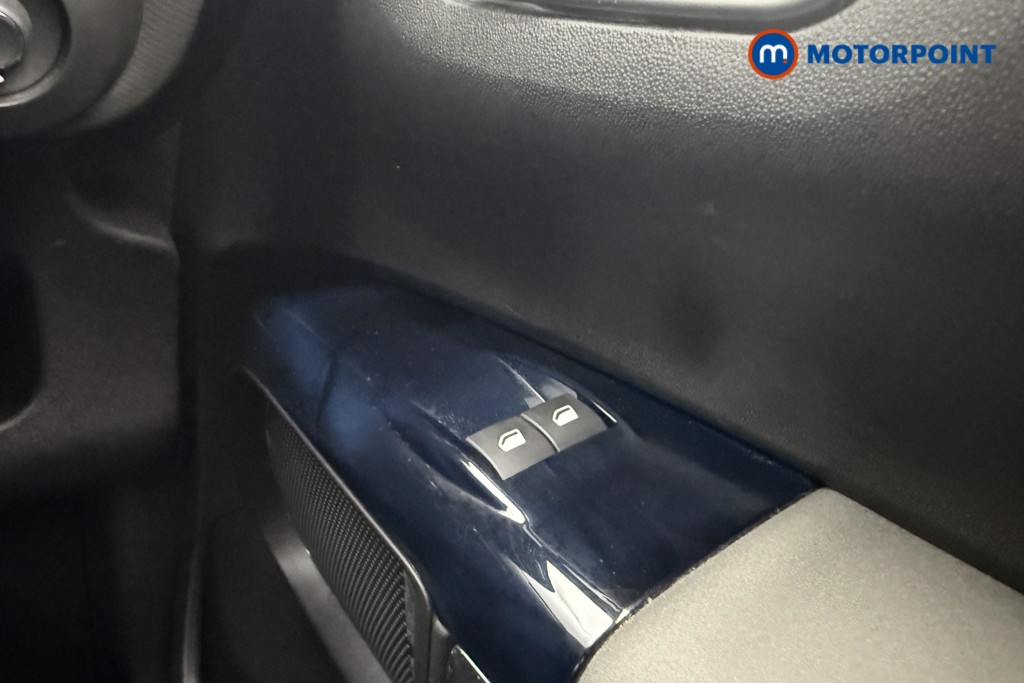 Citroen C4 Cactus Flair Manual Petrol SUV - Stock Number (1638661) - 15th supplementary image