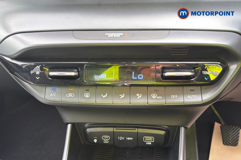 Hyundai I20 Ultimate Manual Petrol Hatchback - Stock Number (1638775) - 12th supplementary image