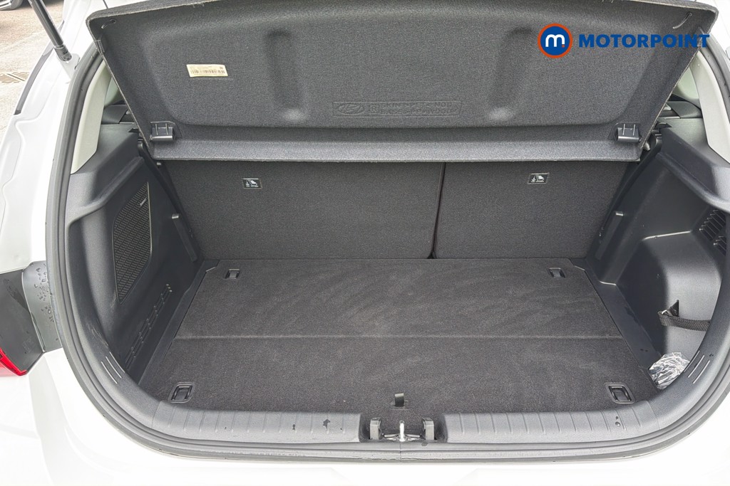Hyundai I20 Ultimate Manual Petrol Hatchback - Stock Number (1638775) - 33rd supplementary image