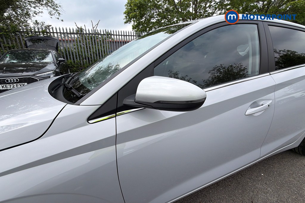 Hyundai I20 Ultimate Manual Petrol Hatchback - Stock Number (1638775) - 43rd supplementary image