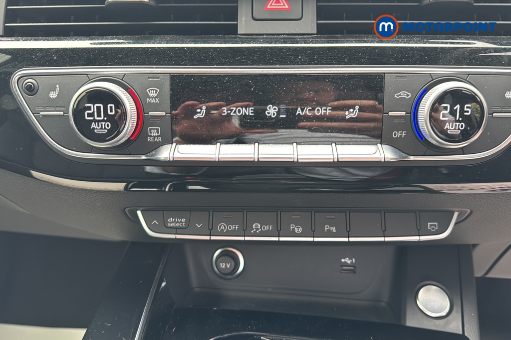 Audi A4 Black Edition Automatic Petrol Estate - Stock Number (1638792) - 12th supplementary image