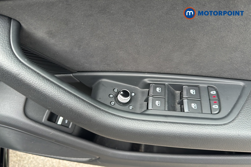 Audi A4 Black Edition Automatic Petrol Estate - Stock Number (1638792) - 19th supplementary image