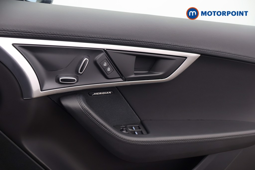 Jaguar F-Type R-Dynamic Automatic Petrol Coupe - Stock Number (1638903) - 8th supplementary image