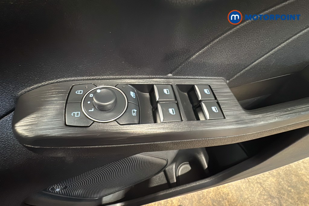 Ford Kuga St-Line Edition Automatic Petrol-Electric Hybrid SUV - Stock Number (1639195) - 20th supplementary image