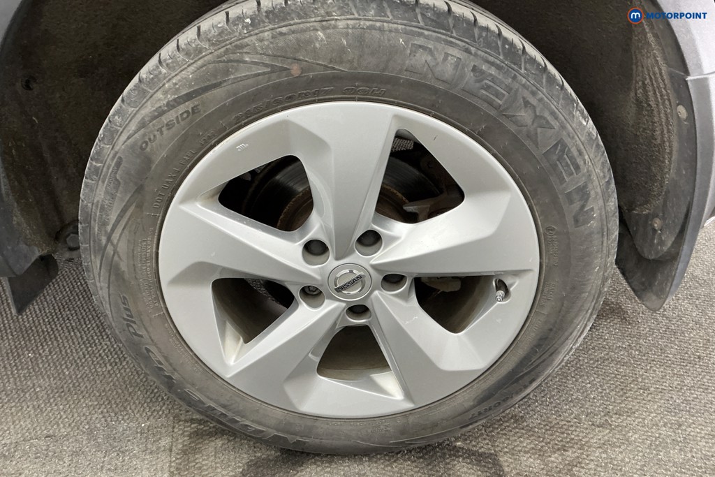 Nissan Qashqai Acenta Premium Automatic Petrol SUV - Stock Number (1639404) - 35th supplementary image