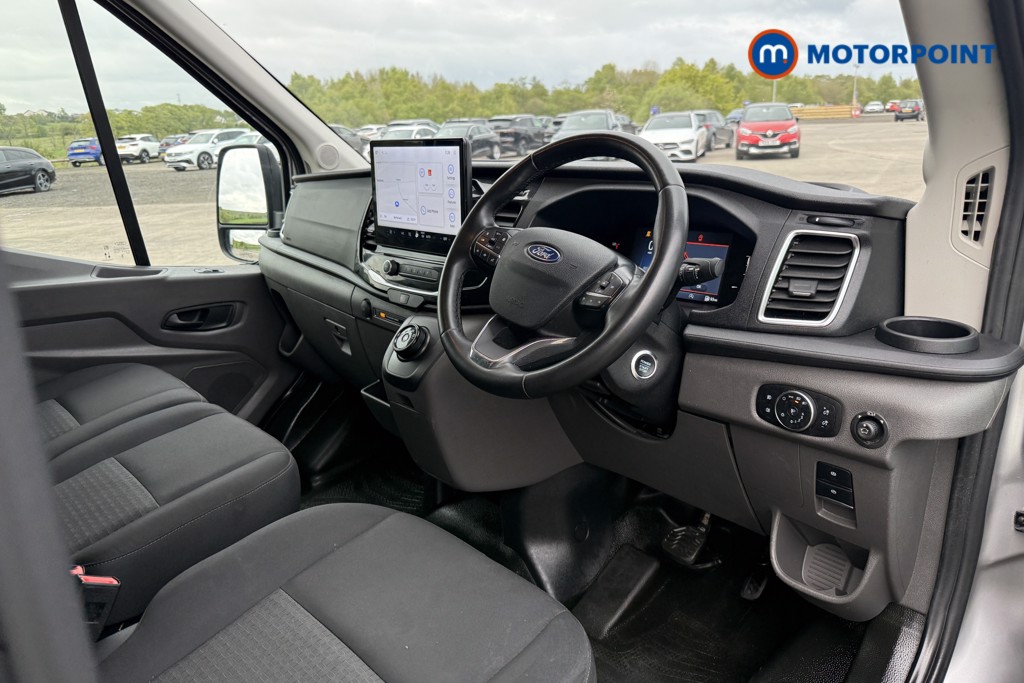 Ford Transit Limited Automatic Diesel Medium Roof Van - Stock Number (1639440) - 9th supplementary image