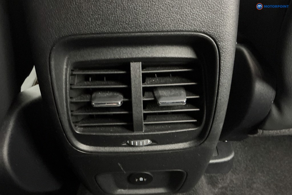 Ford Kuga St-Line Manual Petrol SUV - Stock Number (1639453) - 10th supplementary image