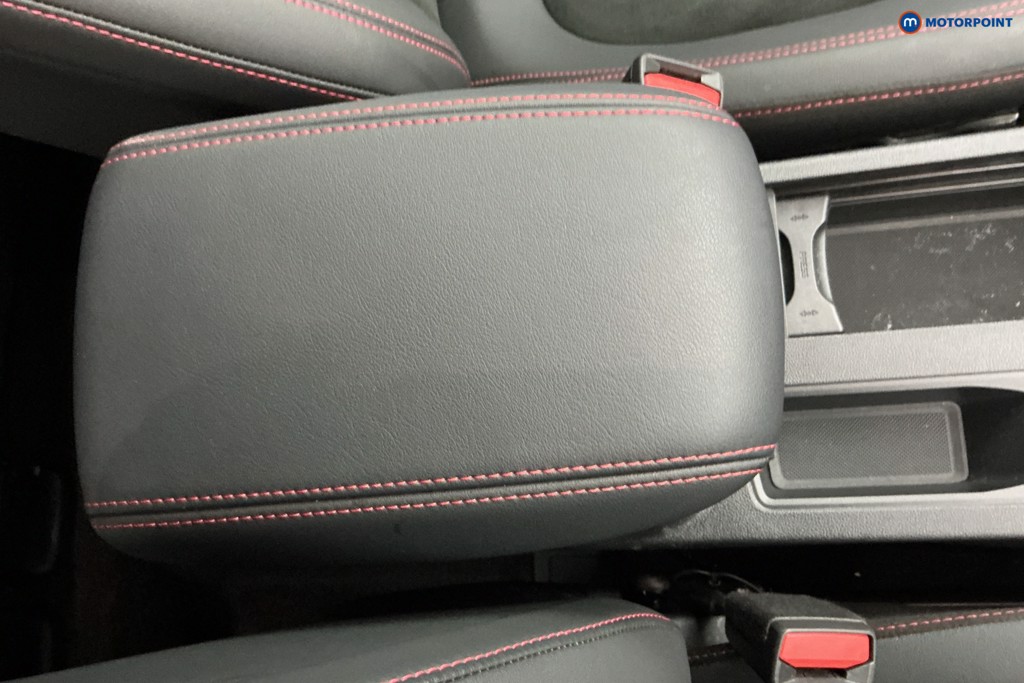 Ford Kuga St-Line Manual Petrol SUV - Stock Number (1639453) - 13th supplementary image