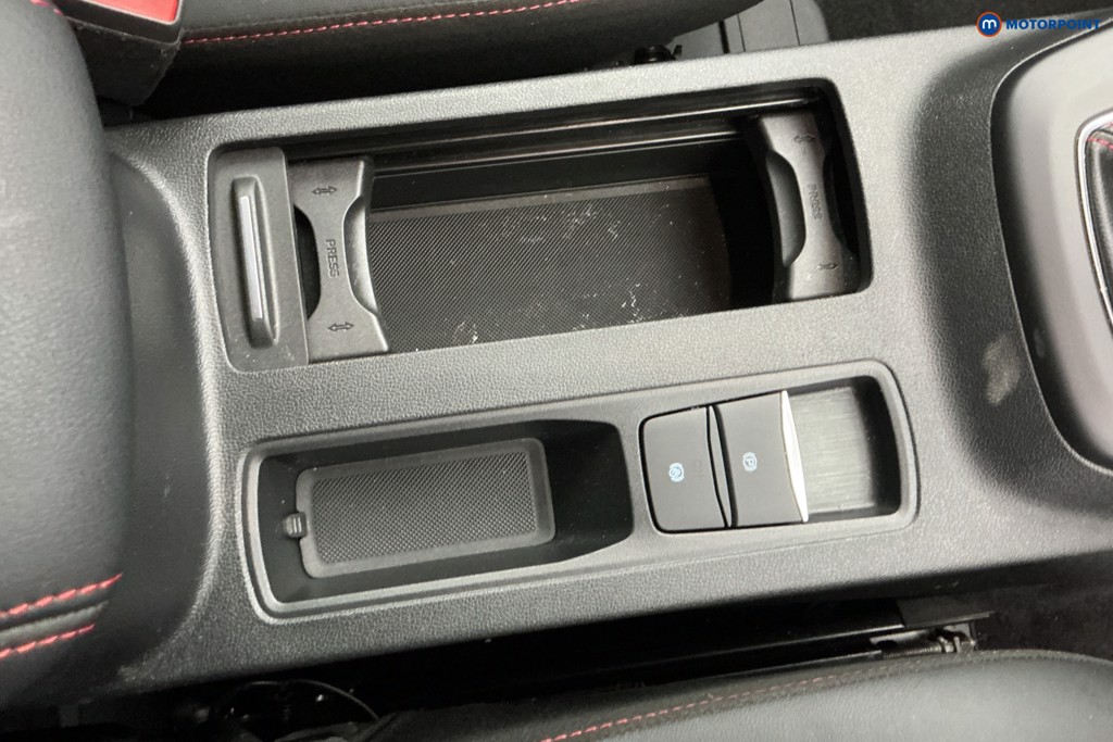 Ford Kuga St-Line Manual Petrol SUV - Stock Number (1639453) - 14th supplementary image