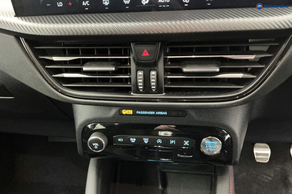 Ford Kuga St-Line Manual Petrol SUV - Stock Number (1639453) - 17th supplementary image