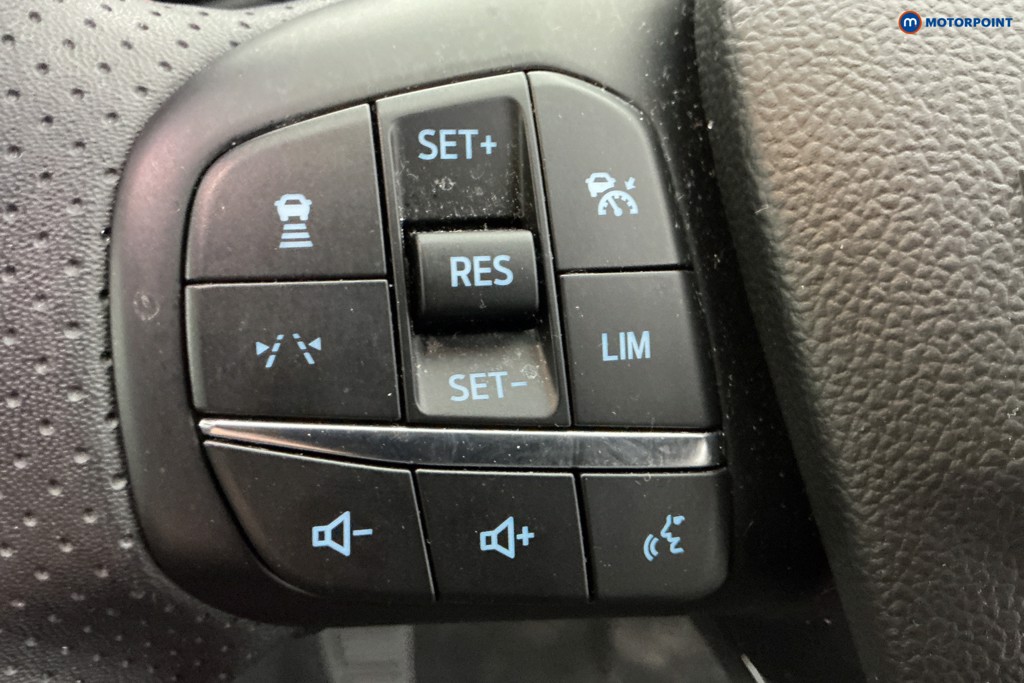 Ford Kuga St-Line Manual Petrol SUV - Stock Number (1639453) - 20th supplementary image