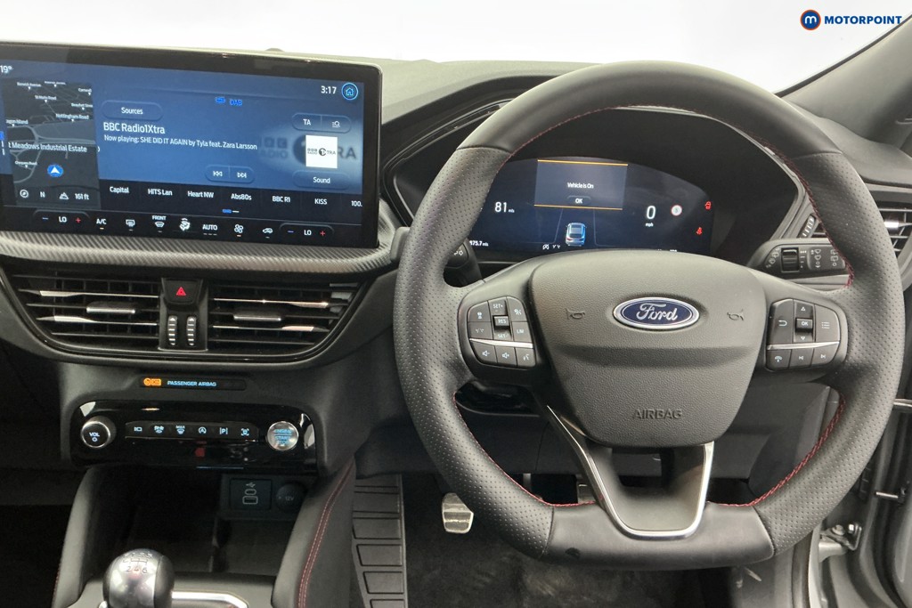 Ford Kuga St-Line Manual Petrol SUV - Stock Number (1639453) - 1st supplementary image