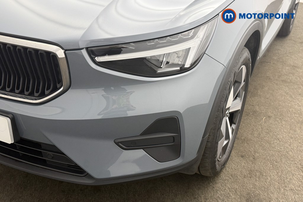 Volvo Xc40 Core Automatic Petrol SUV - Stock Number (1639670) - 6th supplementary image