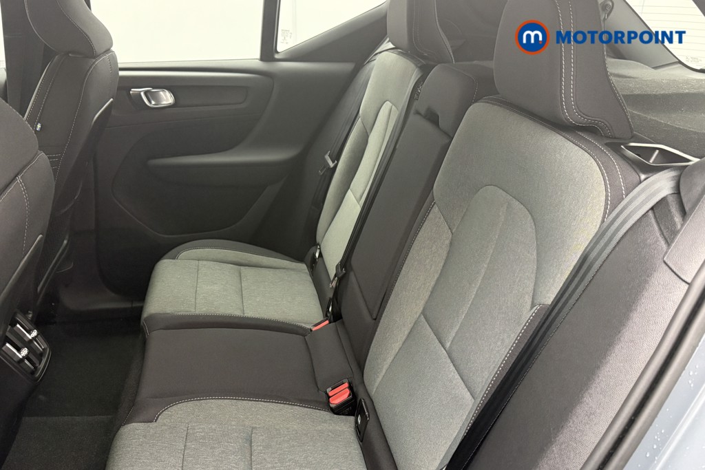 Volvo Xc40 Core Automatic Petrol SUV - Stock Number (1639670) - 11th supplementary image
