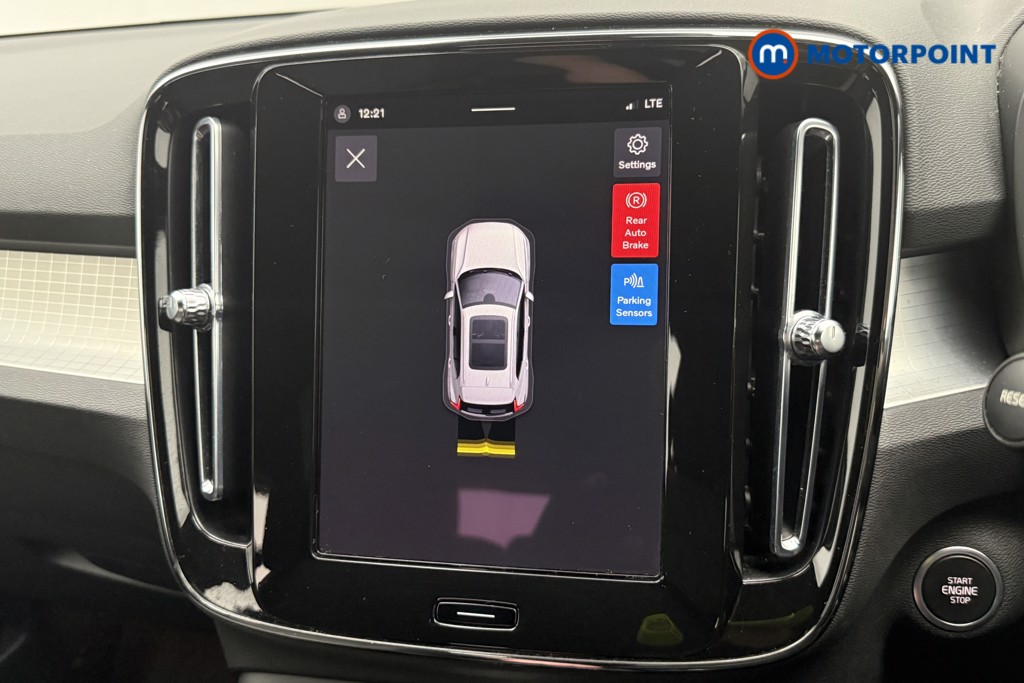 Volvo Xc40 Core Automatic Petrol SUV - Stock Number (1639670) - 39th supplementary image