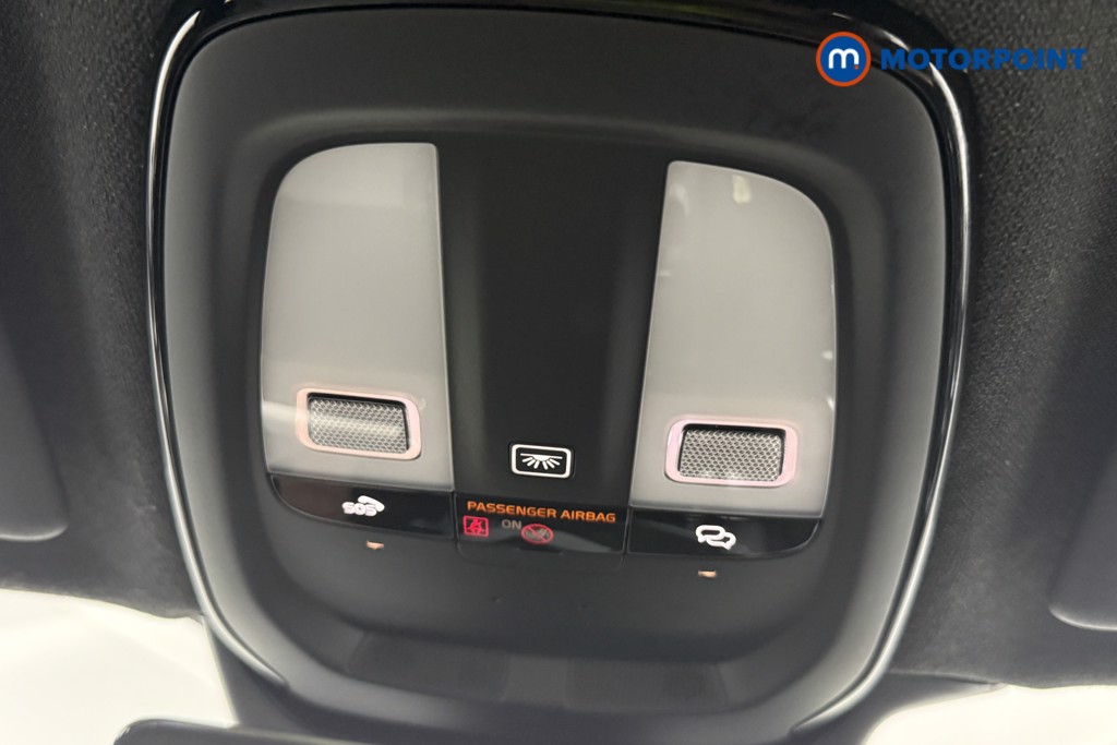 Volvo Xc40 Core Automatic Petrol SUV - Stock Number (1639670) - 47th supplementary image
