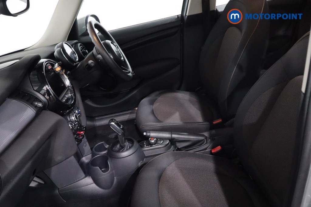 Mini Hatchback Cooper Classic Automatic Petrol Hatchback - Stock Number (1639716) - 4th supplementary image