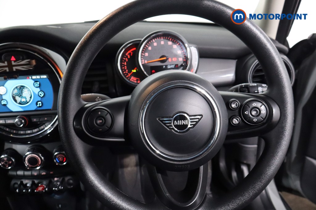 Mini Hatchback Cooper Classic Automatic Petrol Hatchback - Stock Number (1639716) - 6th supplementary image