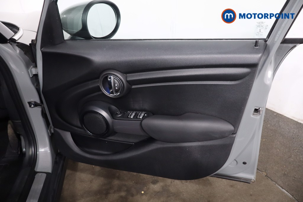 Mini Hatchback Cooper Classic Automatic Petrol Hatchback - Stock Number (1639716) - 23rd supplementary image