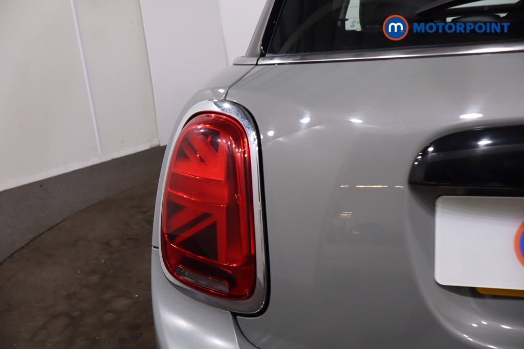 Mini Hatchback Cooper Classic Automatic Petrol Hatchback - Stock Number (1639716) - 34th supplementary image