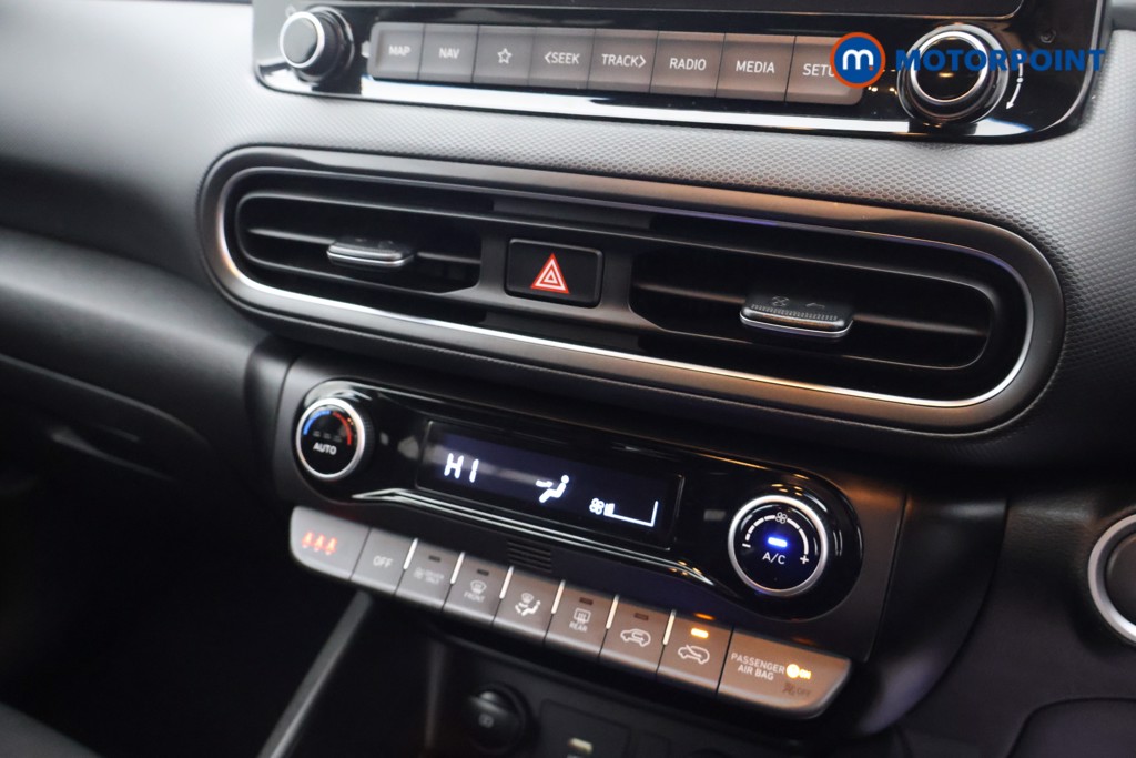 Hyundai Kona Premium Automatic Petrol-Electric Hybrid SUV - Stock Number (1640466) - 6th supplementary image