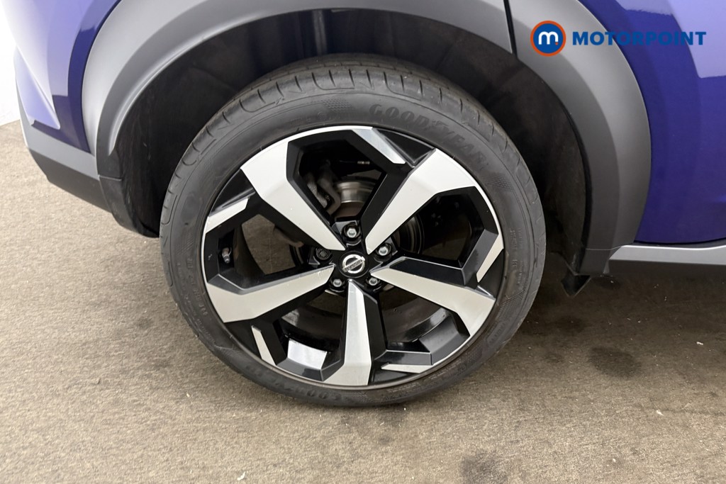 Nissan Juke Tekna Manual Petrol SUV - Stock Number (1640519) - 2nd supplementary image