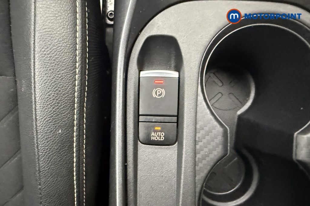 Nissan Juke Tekna Manual Petrol SUV - Stock Number (1640519) - 18th supplementary image