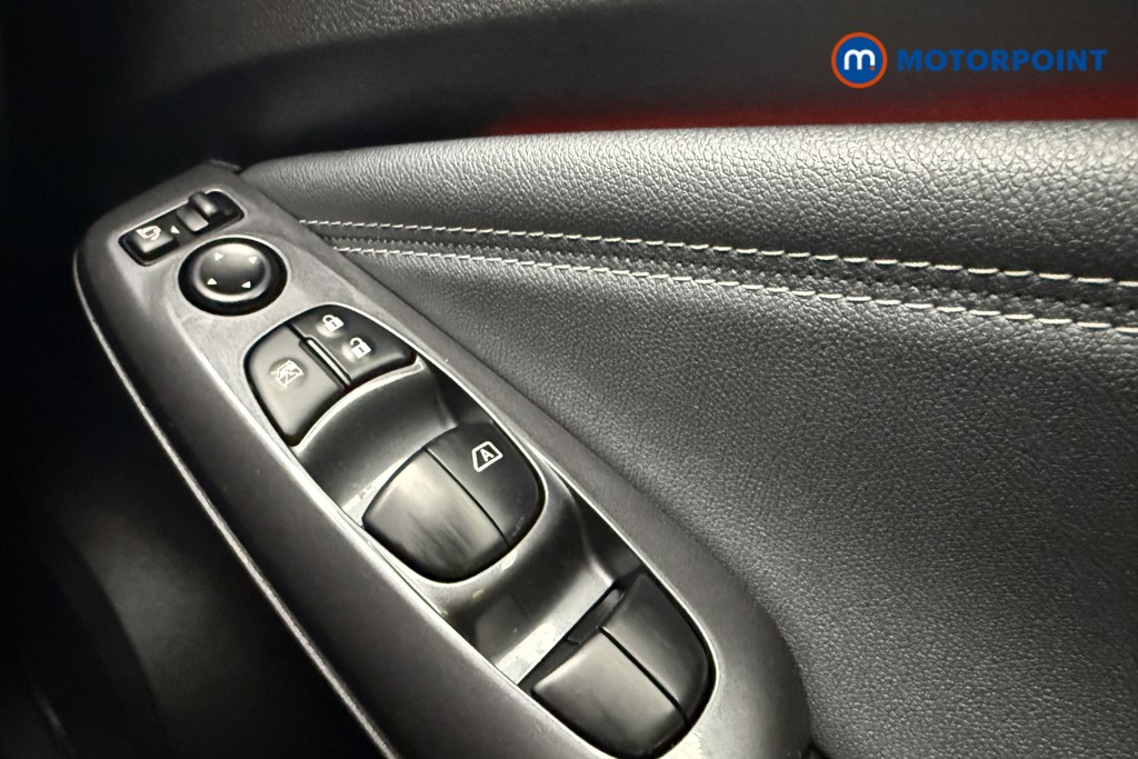 Nissan Juke Tekna Manual Petrol SUV - Stock Number (1640519) - 19th supplementary image
