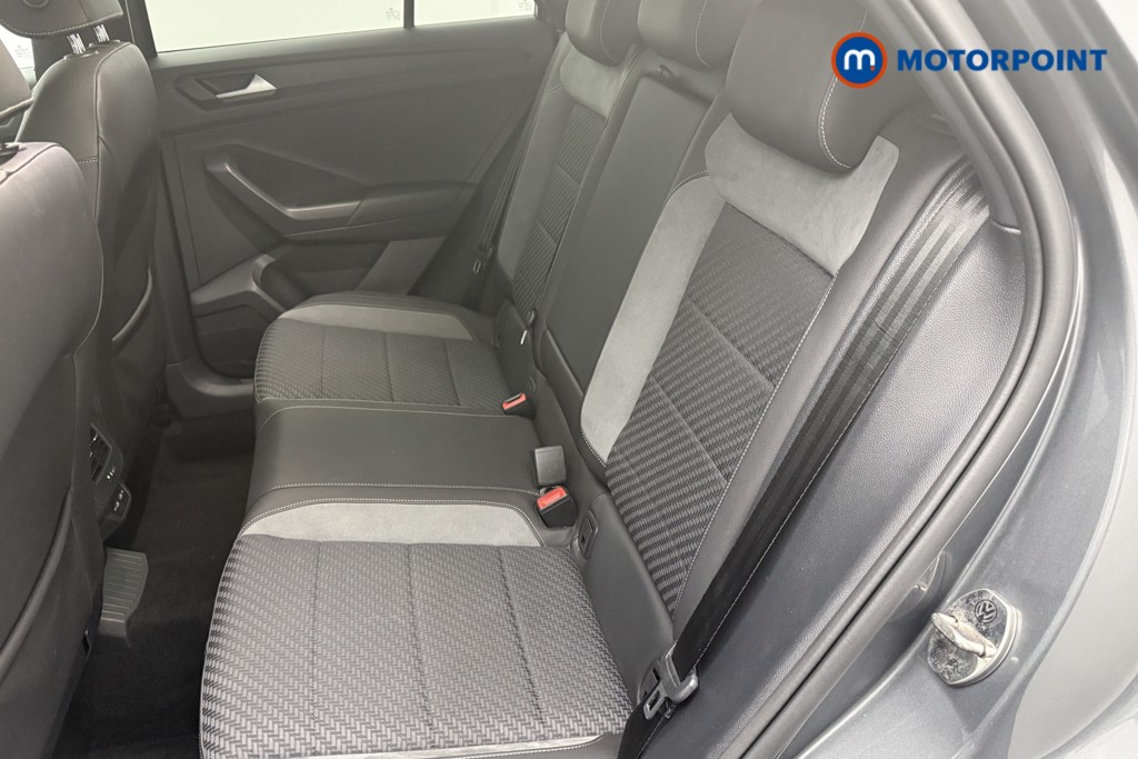 Volkswagen T-Roc R-Line Manual Petrol SUV - Stock Number (1640575) - 13th supplementary image