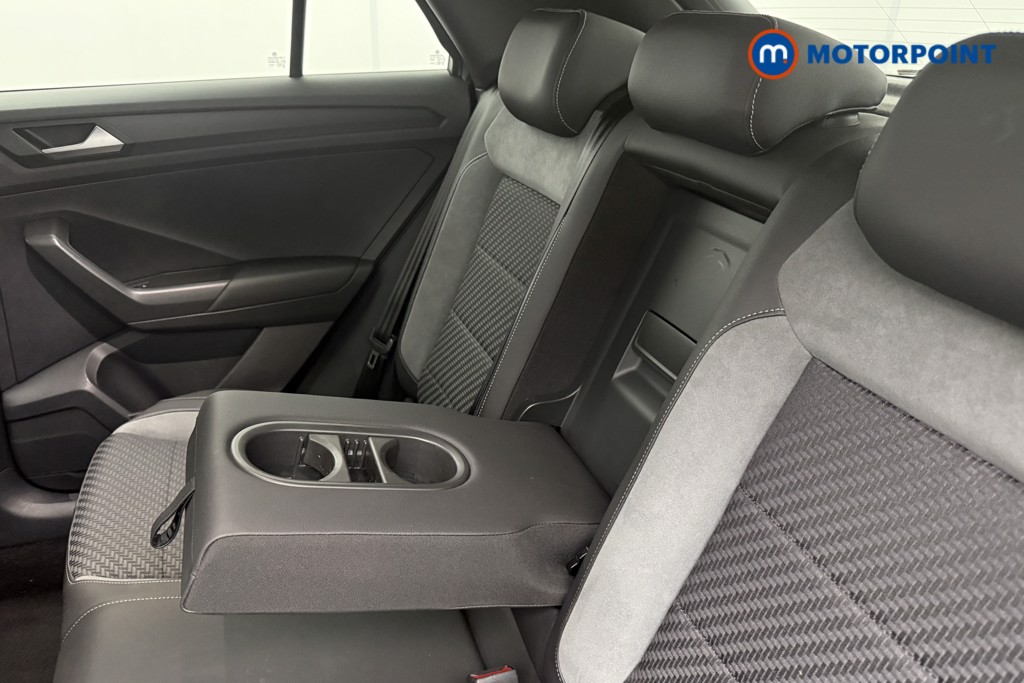 Volkswagen T-Roc R-Line Manual Petrol SUV - Stock Number (1640575) - 15th supplementary image