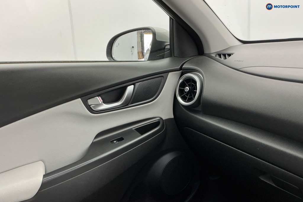 Hyundai Kona Ultimate Automatic Electric SUV - Stock Number (1640753) - 18th supplementary image