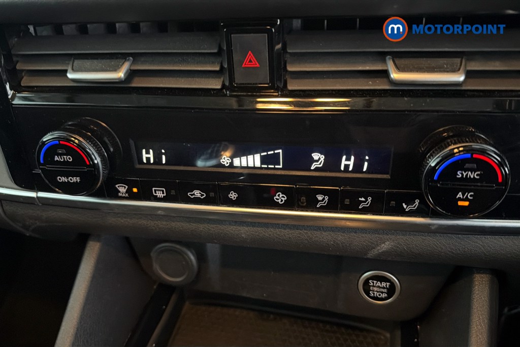 Nissan Qashqai Acenta Premium Manual Petrol SUV - Stock Number (1640768) - 12th supplementary image