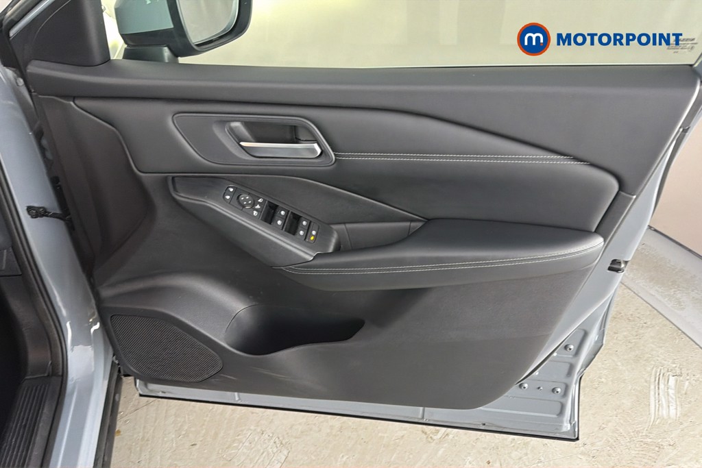 Nissan Qashqai Acenta Premium Manual Petrol SUV - Stock Number (1640768) - 19th supplementary image