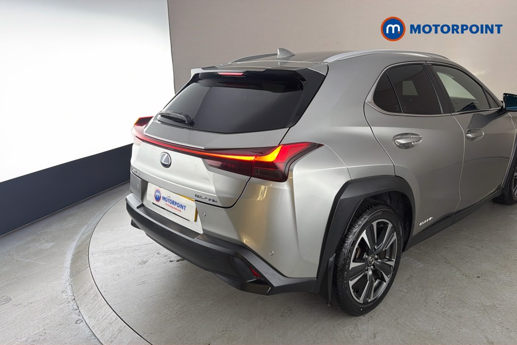 Lexus UX Takumi Automatic Petrol-Electric Hybrid SUV - Stock Number (1641082) - 38th supplementary image