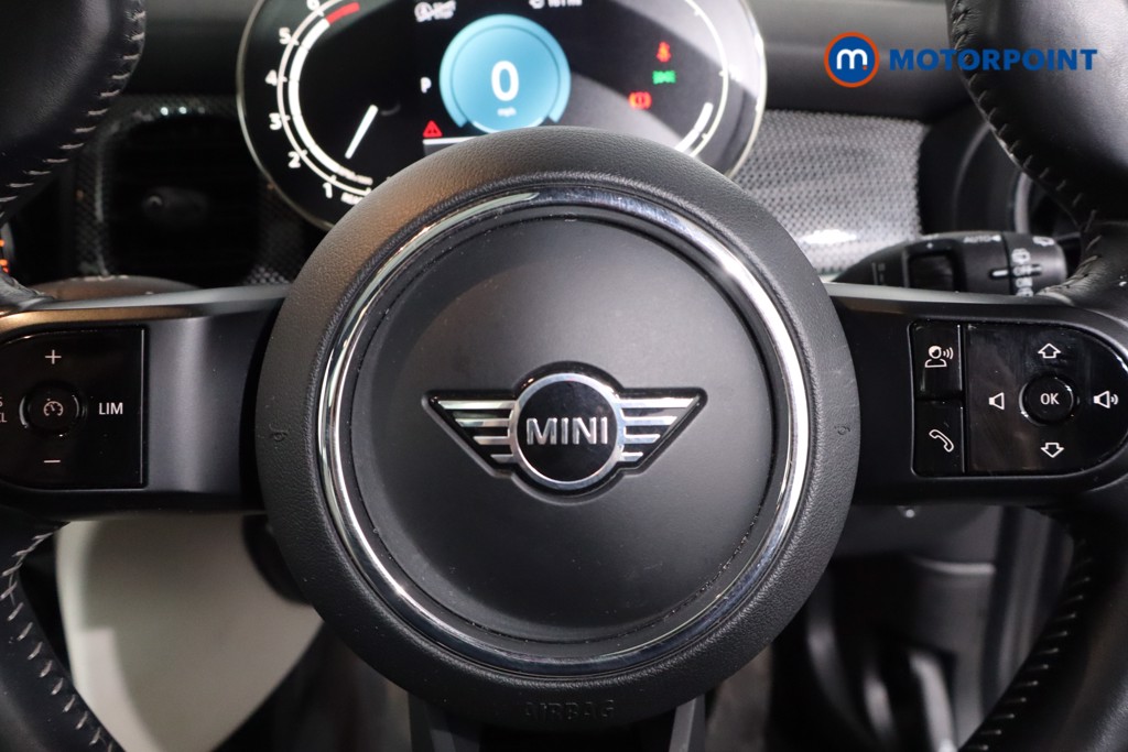 Mini Hatchback Cooper Exclusive Automatic Petrol Hatchback - Stock Number (1641097) - 13th supplementary image