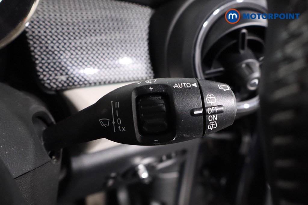 Mini Hatchback Cooper Exclusive Automatic Petrol Hatchback - Stock Number (1641097) - 17th supplementary image