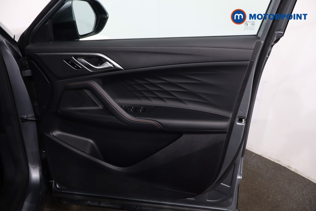 Mg Motor Uk HS Trophy Automatic Petrol-Electric Hybrid SUV - Stock Number (1641185) - 23rd supplementary image
