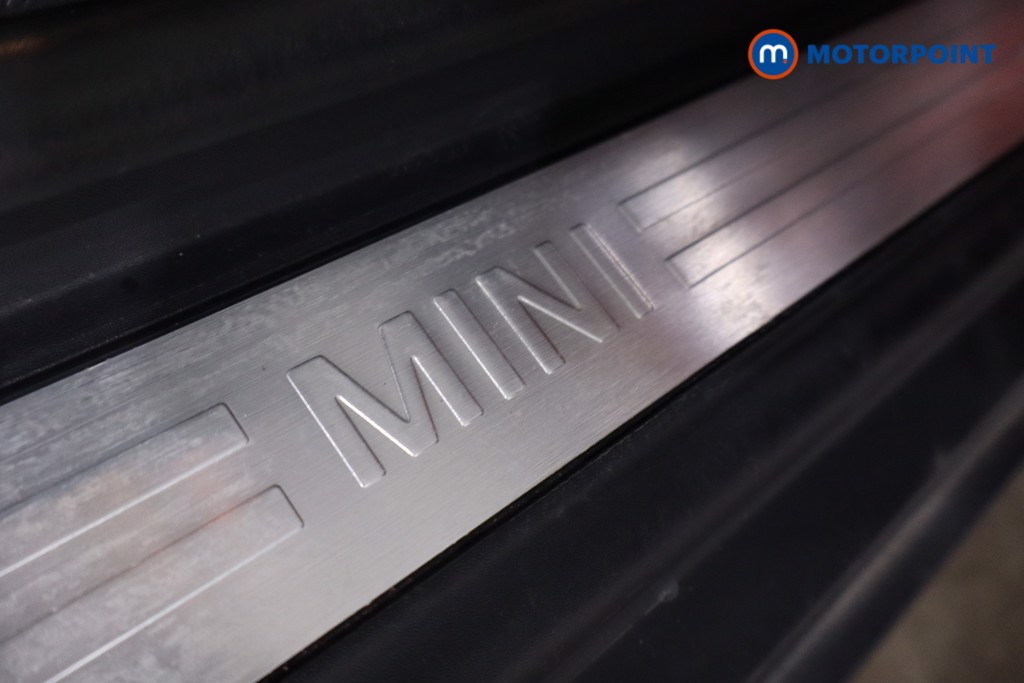 Mini Hatchback Cooper Classic Manual Petrol Hatchback - Stock Number (1641557) - 22nd supplementary image