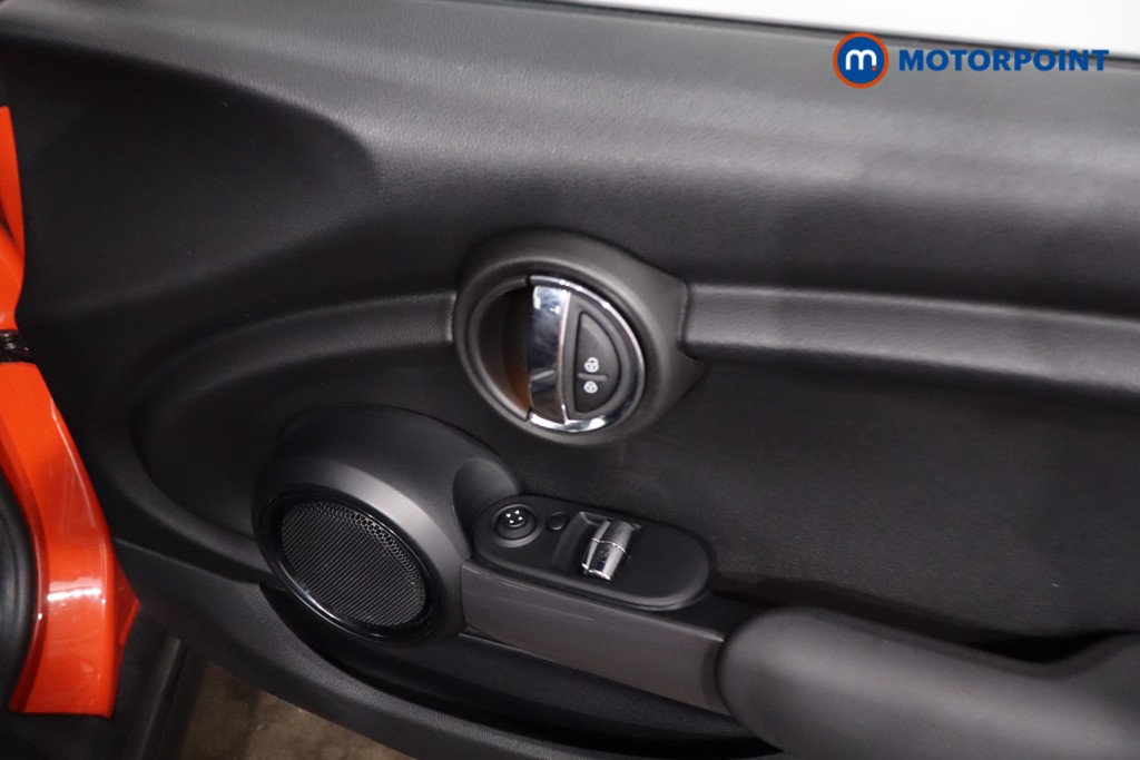 Mini Hatchback Cooper Classic Manual Petrol Hatchback - Stock Number (1641557) - 24th supplementary image